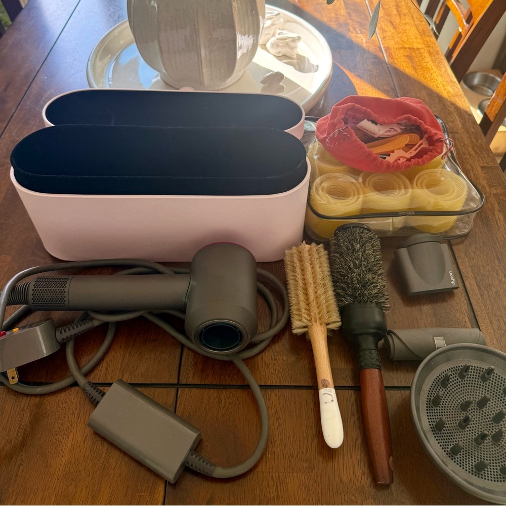 Dyson Supersonic Hair Dryer Set in Gray with Pink Case Accent